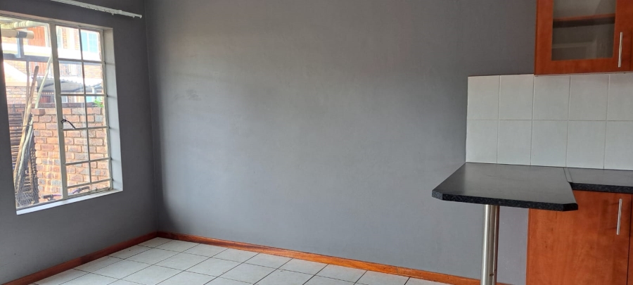 2 Bedroom Property for Sale in Daspoort Gauteng