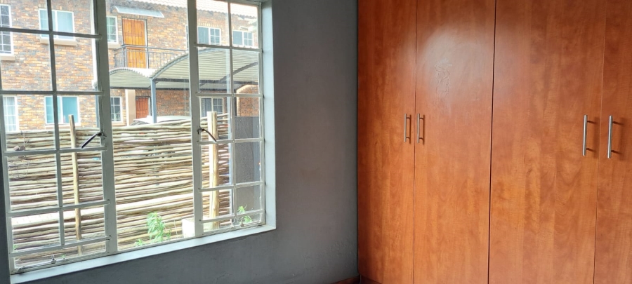 2 Bedroom Property for Sale in Daspoort Gauteng