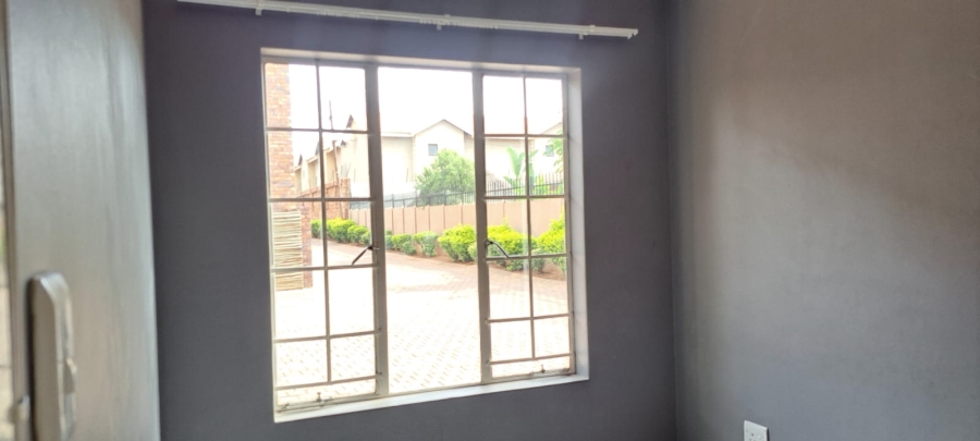2 Bedroom Property for Sale in Daspoort Gauteng