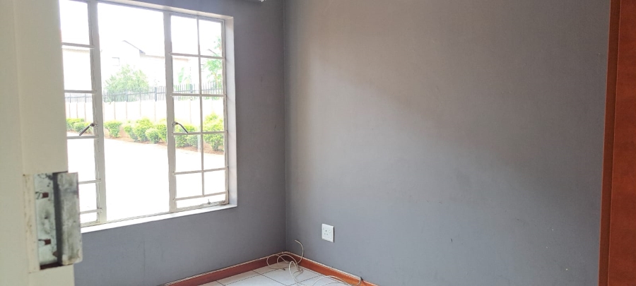 2 Bedroom Property for Sale in Daspoort Gauteng