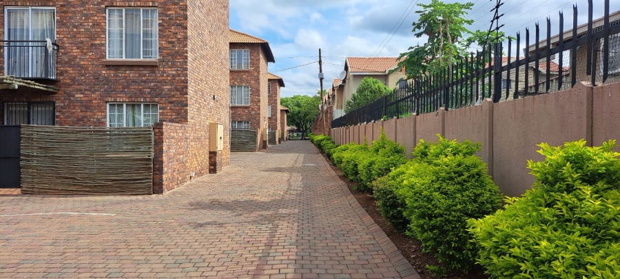 2 Bedroom Property for Sale in Daspoort Gauteng