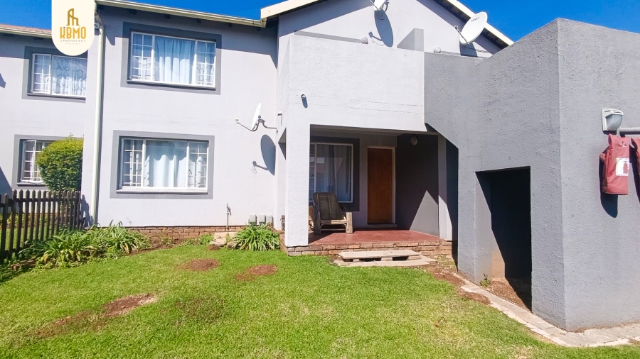 2 Bedroom Property for Sale in Glen Marais Gauteng