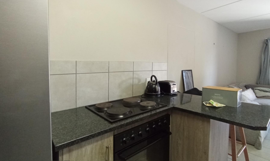 2 Bedroom Property for Sale in Heuweloord Gauteng