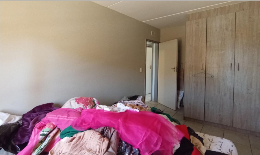 2 Bedroom Property for Sale in Heuweloord Gauteng