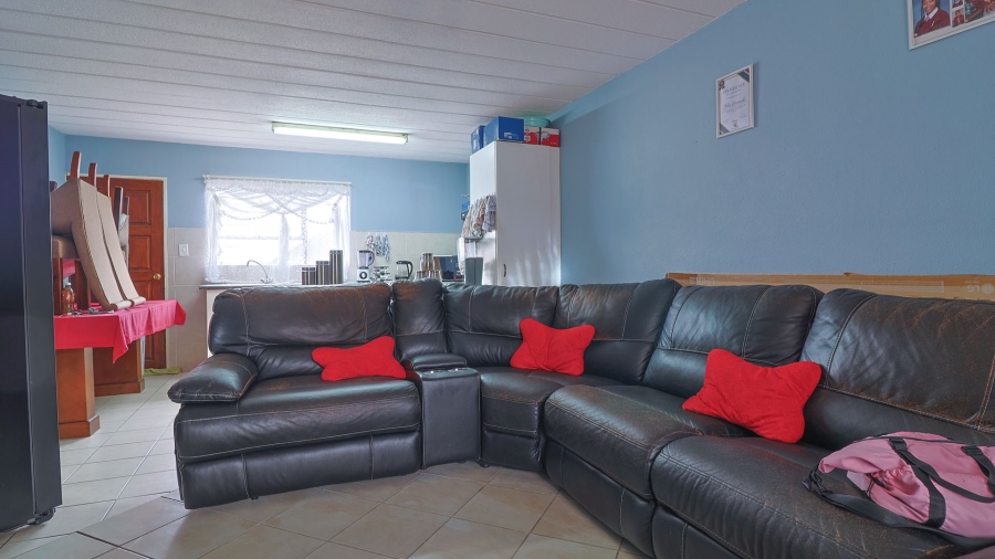 2 Bedroom Property for Sale in Liefde en Vrede Gauteng