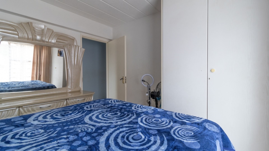 2 Bedroom Property for Sale in Liefde en Vrede Gauteng