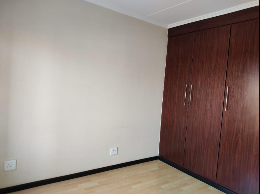 To Let 2 Bedroom Property for Rent in Greenstone Hill Gauteng