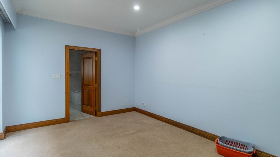 To Let 5 Bedroom Property for Rent in Centurion Golf Estate Gauteng