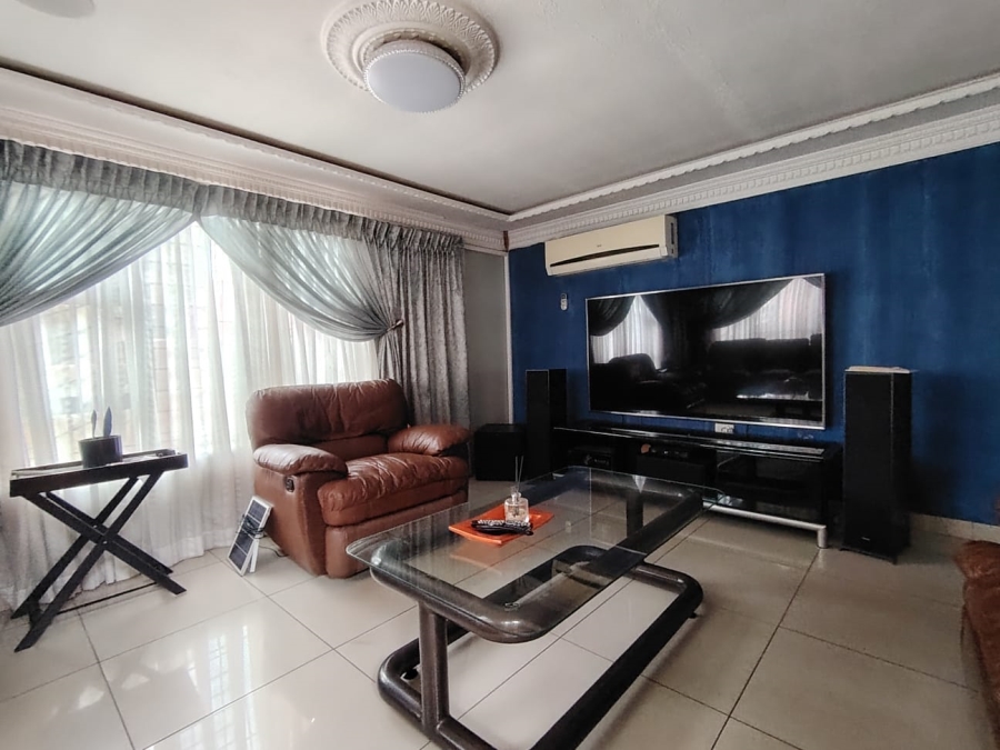 To Let 3 Bedroom Property for Rent in Danville Gauteng