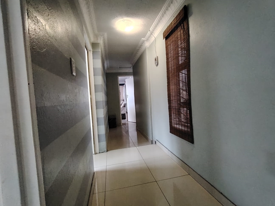 To Let 3 Bedroom Property for Rent in Danville Gauteng