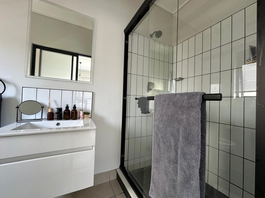 To Let 1 Bedroom Property for Rent in Linbro Park Gauteng