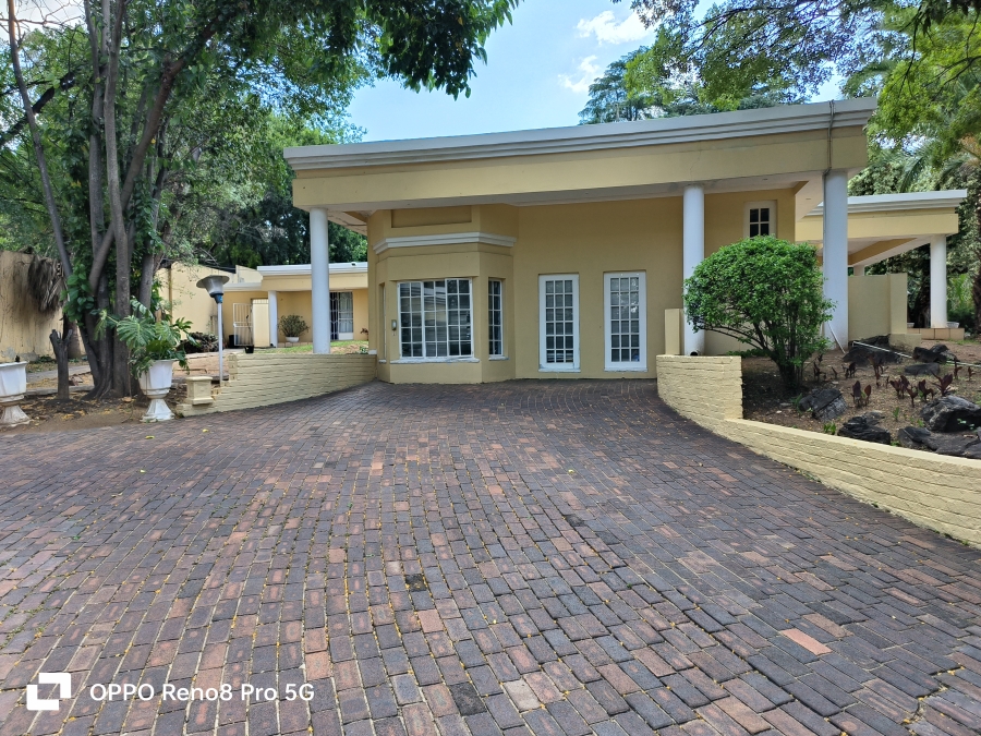 4 Bedroom Property for Sale in Atholhurst Gauteng