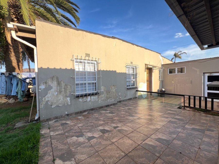 5 Bedroom Property for Sale in Primrose Gauteng