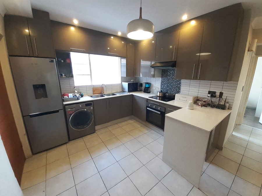 2 Bedroom Property for Sale in Ferndale Gauteng