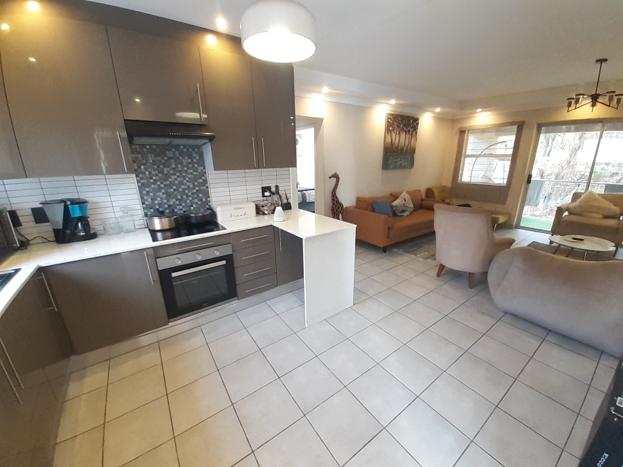 2 Bedroom Property for Sale in Ferndale Gauteng