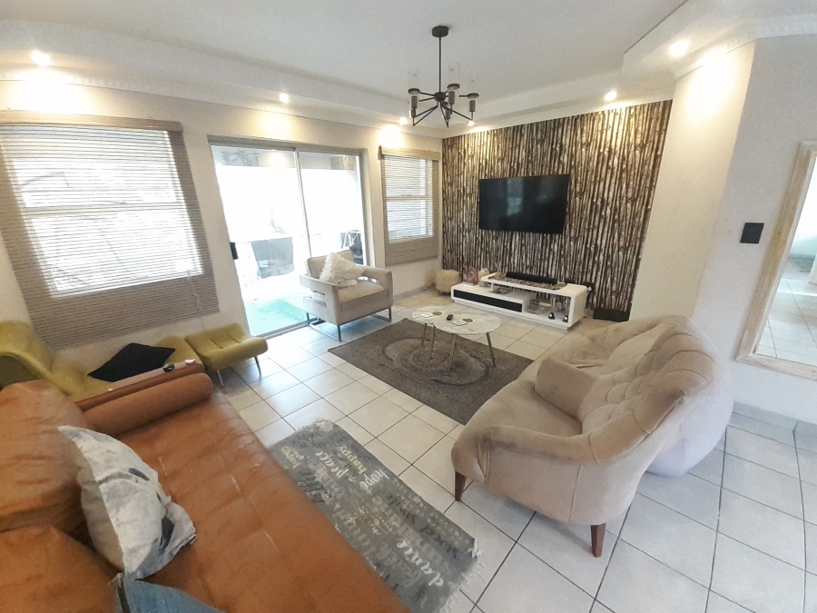 2 Bedroom Property for Sale in Ferndale Gauteng
