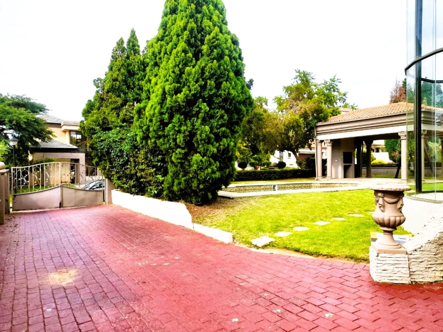 4 Bedroom Property for Sale in Blue Hills Country Estate Gauteng