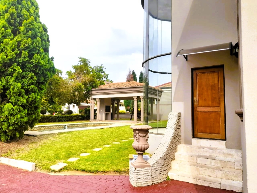 4 Bedroom Property for Sale in Blue Hills Country Estate Gauteng