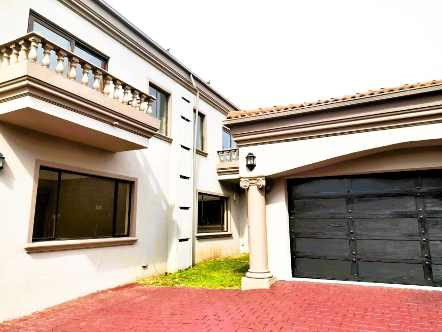 4 Bedroom Property for Sale in Blue Hills Country Estate Gauteng