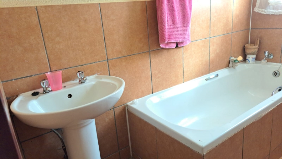 3 Bedroom Property for Sale in Soshanguve B Gauteng