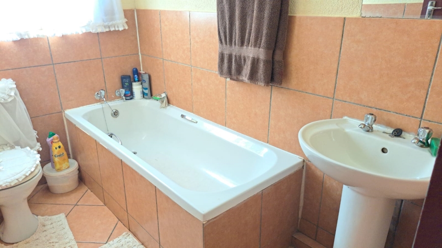 3 Bedroom Property for Sale in Soshanguve B Gauteng
