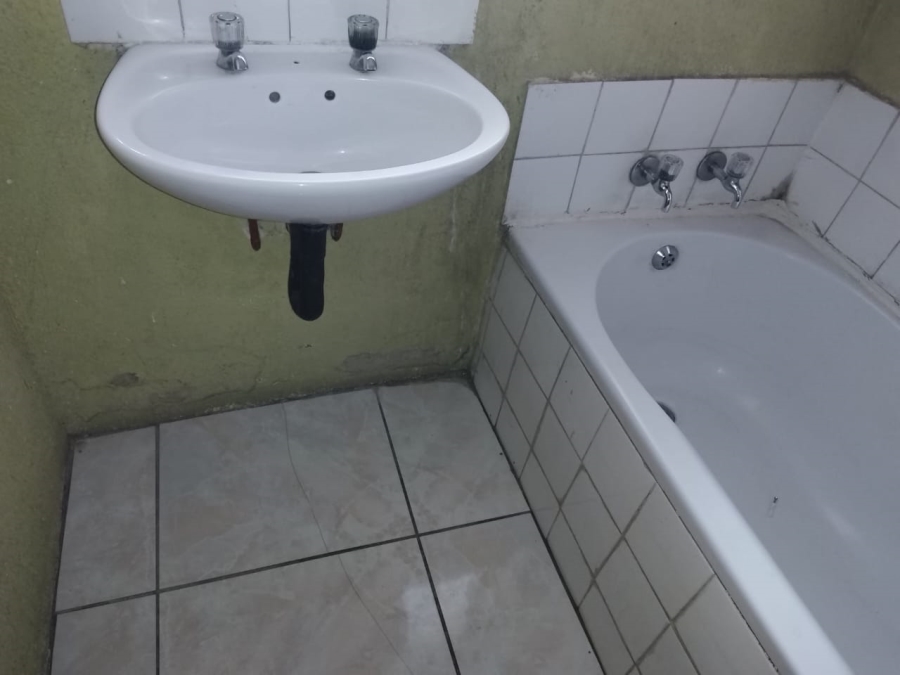 3 Bedroom Property for Sale in Birchleigh North Gauteng
