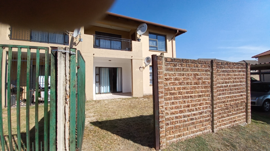 2 Bedroom Property for Sale in Parkrand Gauteng