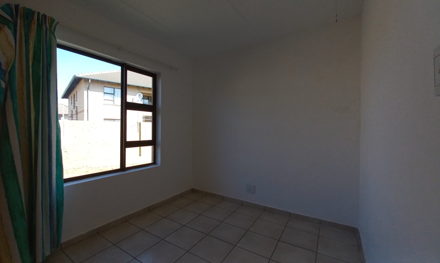 2 Bedroom Property for Sale in Parkrand Gauteng