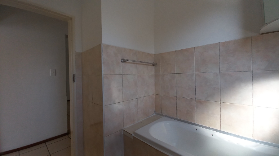 2 Bedroom Property for Sale in Parkrand Gauteng