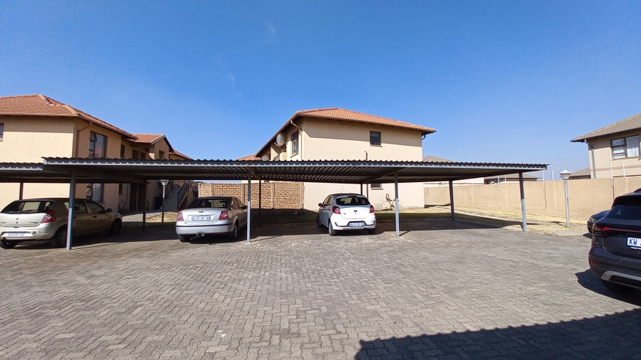 2 Bedroom Property for Sale in Parkrand Gauteng