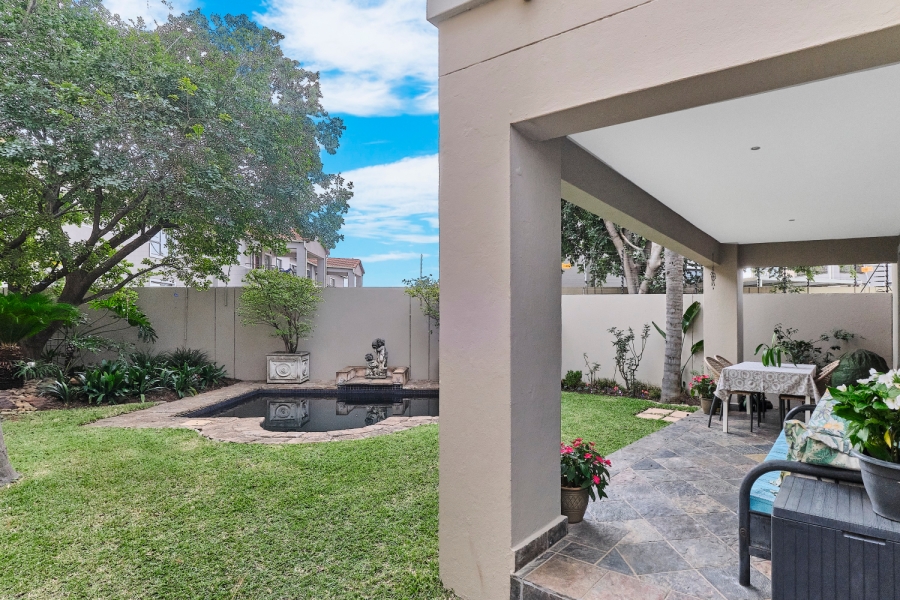 3 Bedroom Property for Sale in Barbeque Downs Gauteng