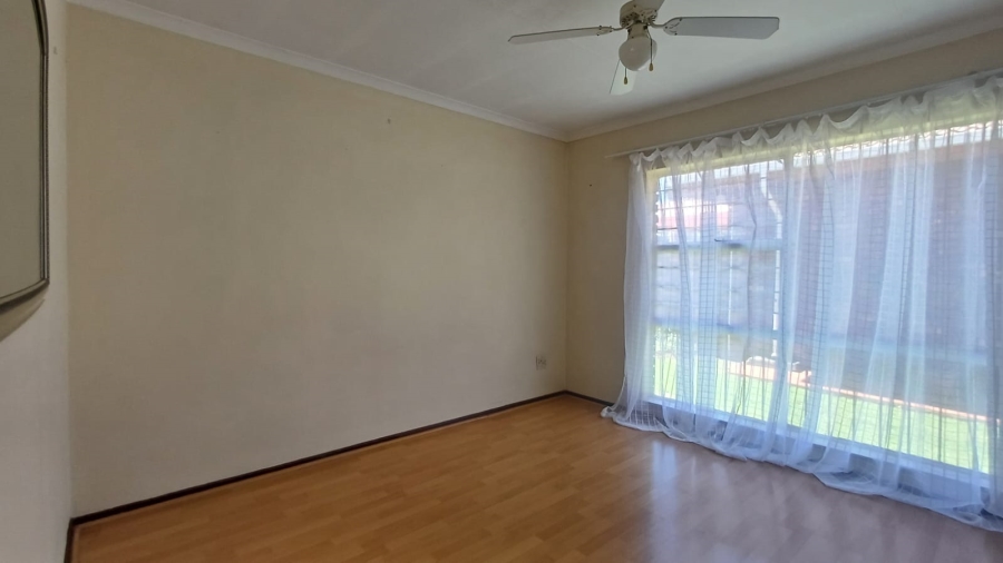 To Let 2 Bedroom Property for Rent in Mayfield Park Gauteng