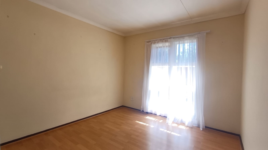To Let 2 Bedroom Property for Rent in Mayfield Park Gauteng