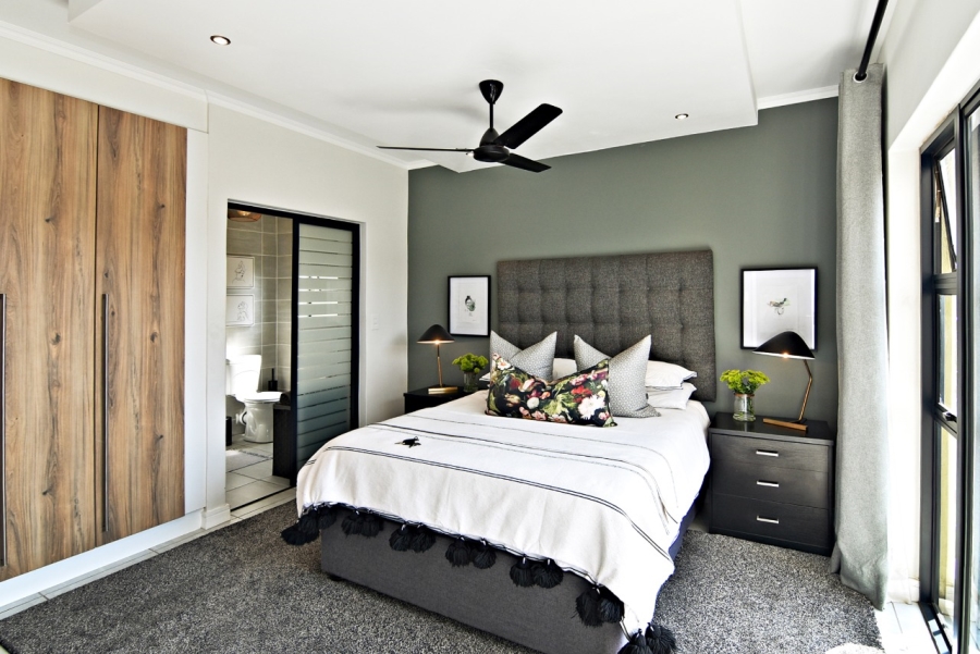 To Let 2 Bedroom Property for Rent in Waterfall Gauteng
