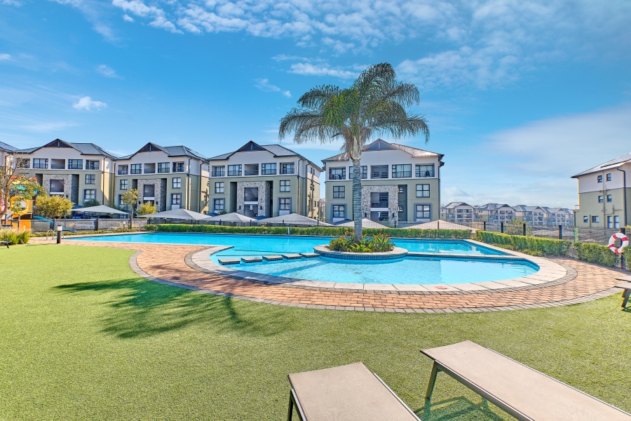 To Let 2 Bedroom Property for Rent in Waterfall Gauteng