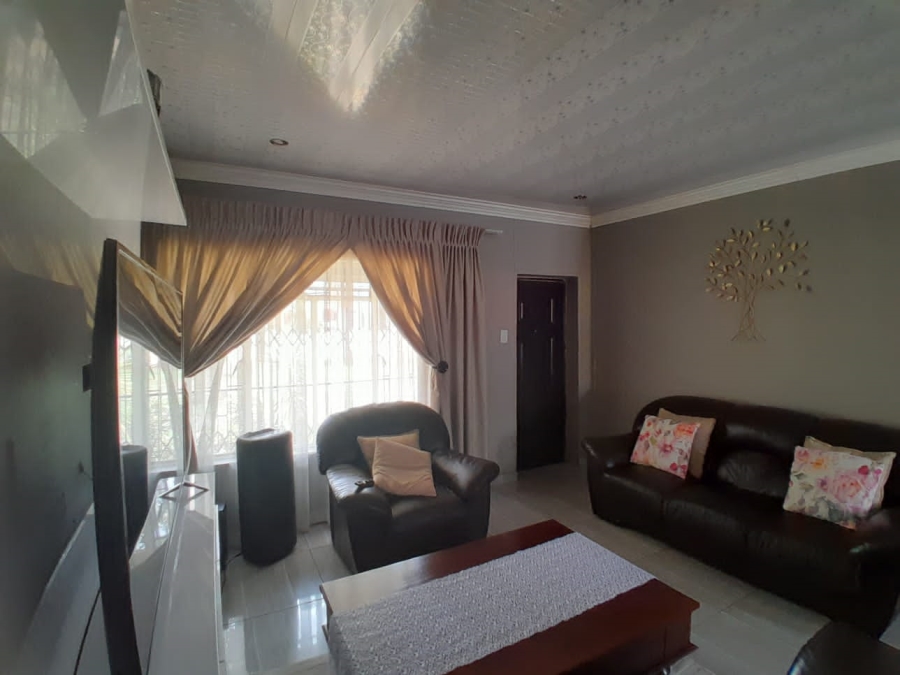 3 Bedroom Property for Sale in Elandspoort Gauteng