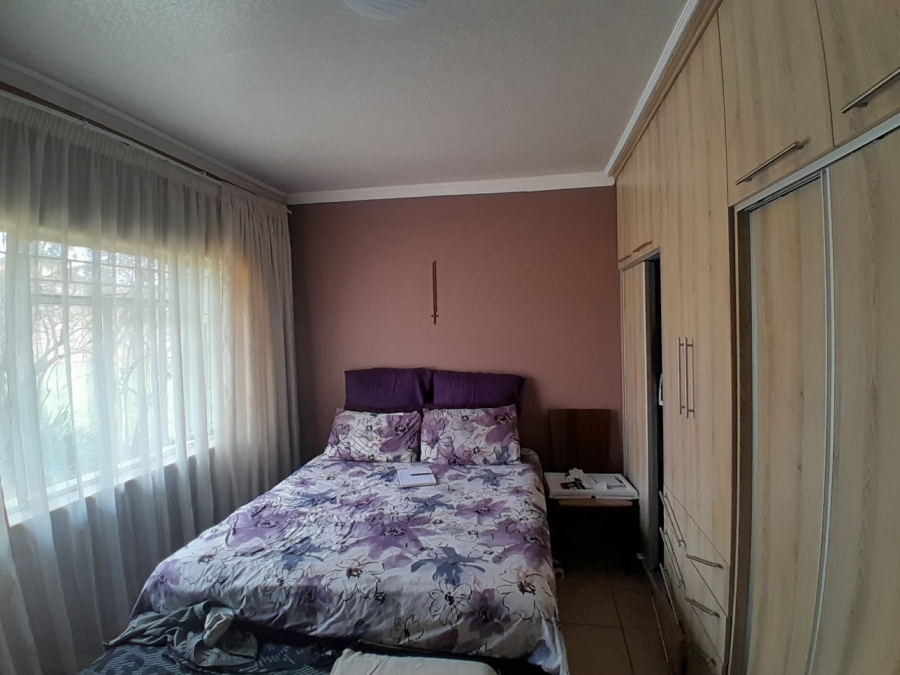 3 Bedroom Property for Sale in Elandspoort Gauteng