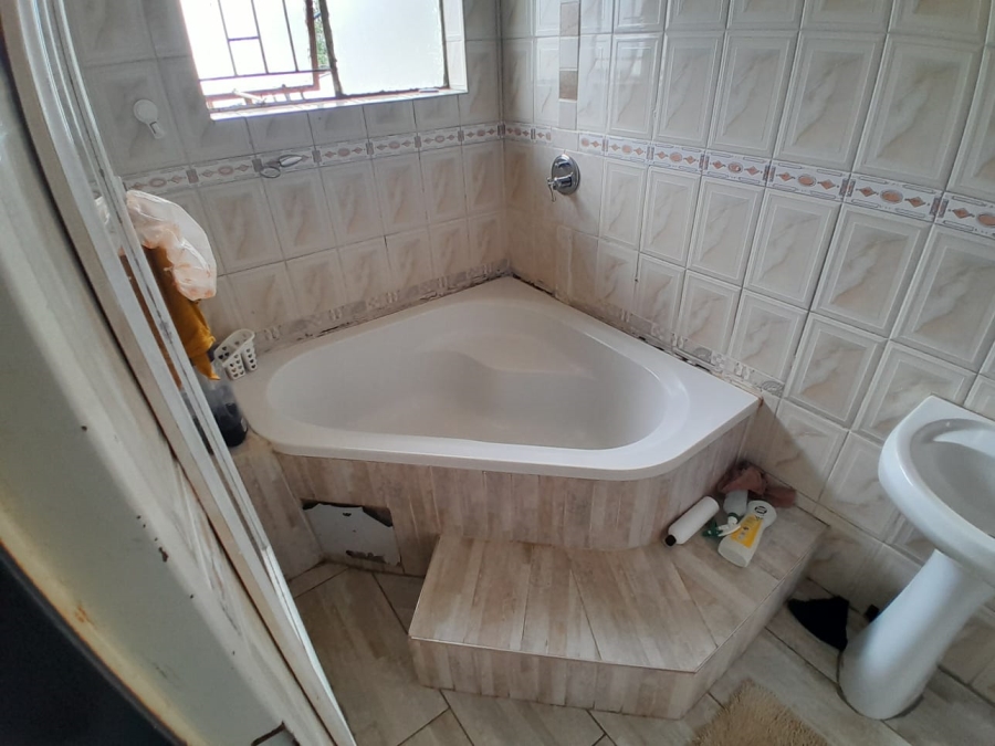 3 Bedroom Property for Sale in Elandspoort Gauteng