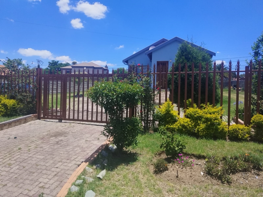 2 Bedroom Property for Sale in Norkem Park Gauteng