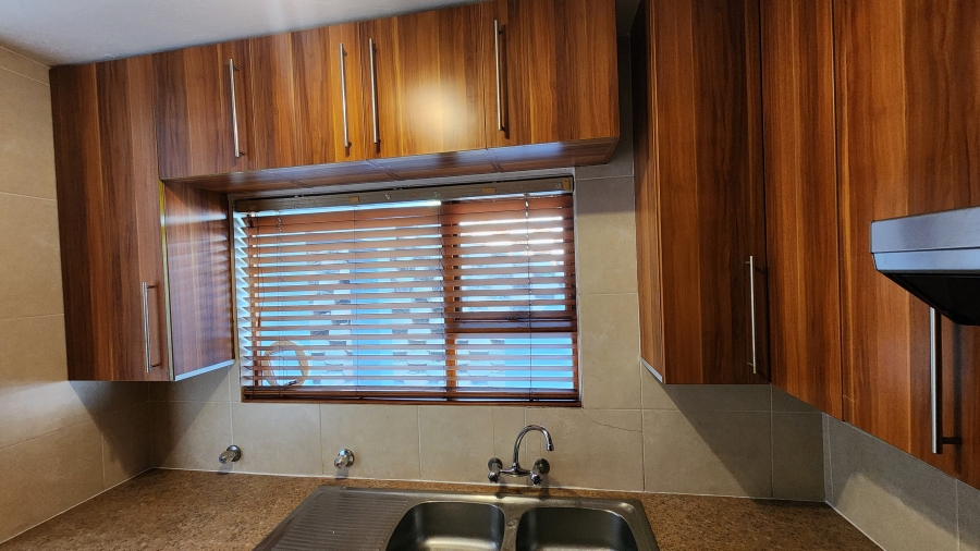2 Bedroom Property for Sale in Glenvista Gauteng