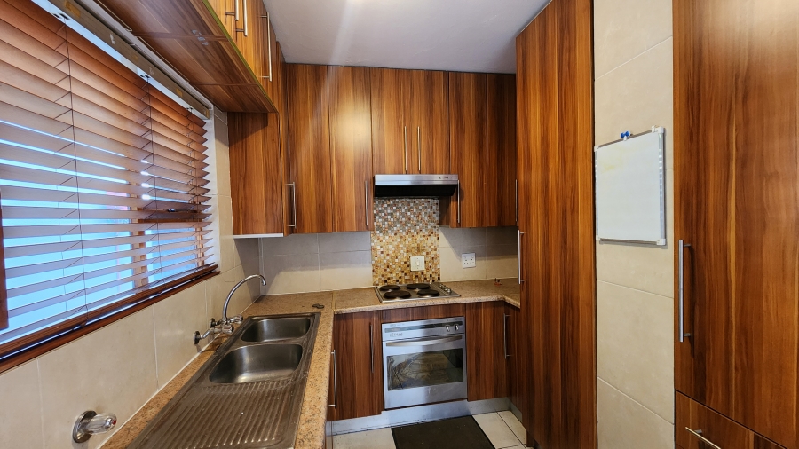 2 Bedroom Property for Sale in Glenvista Gauteng