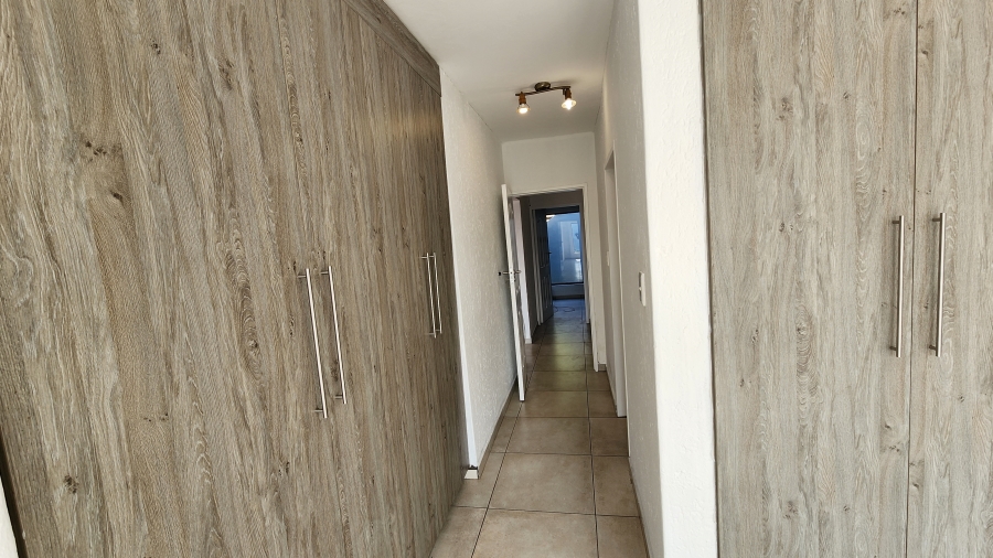 2 Bedroom Property for Sale in Glenvista Gauteng