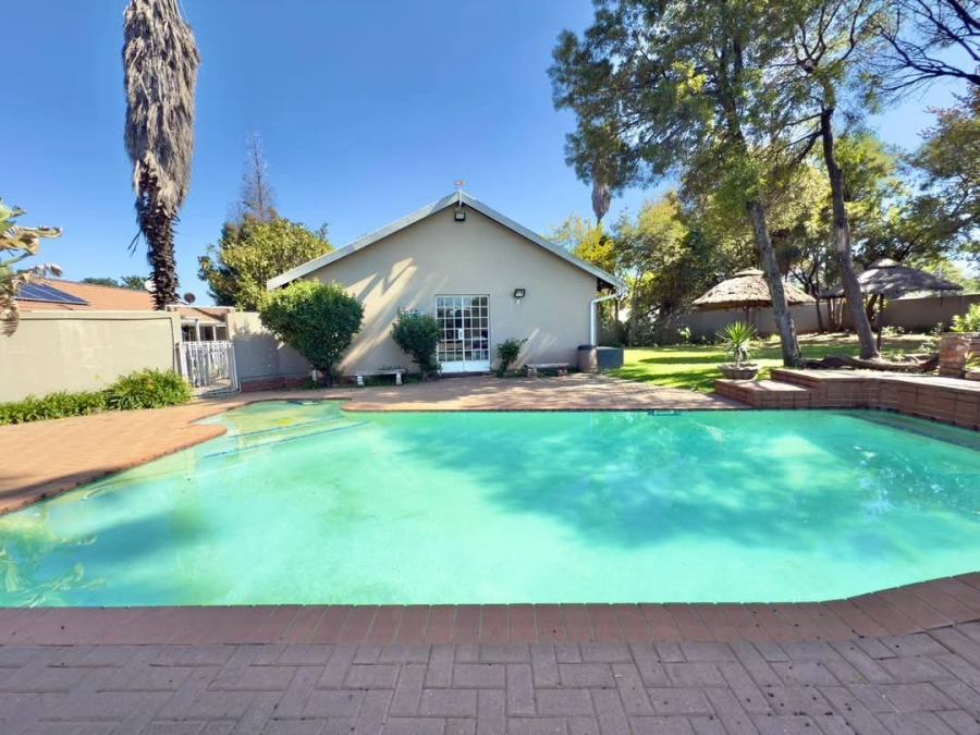 1 Bedroom Property for Sale in  Dalpark Ext 11 Gauteng