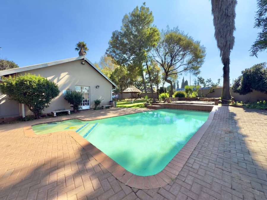 1 Bedroom Property for Sale in  Dalpark Ext 11 Gauteng