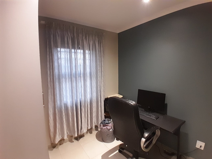 3 Bedroom Property for Sale in Lotus Gardens Gauteng