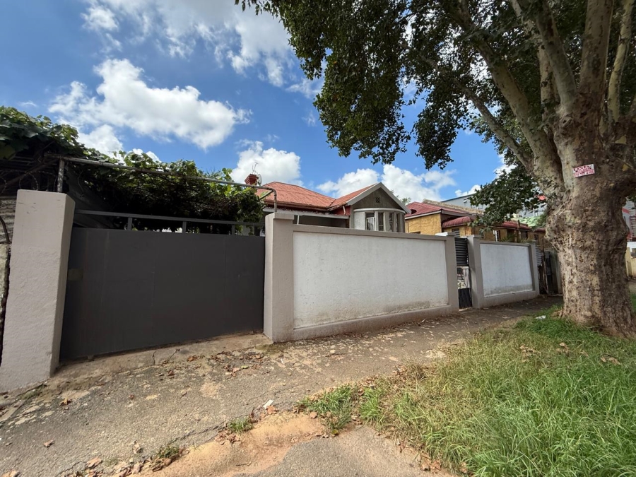 3 Bedroom Property for Sale in Bertrams Gauteng