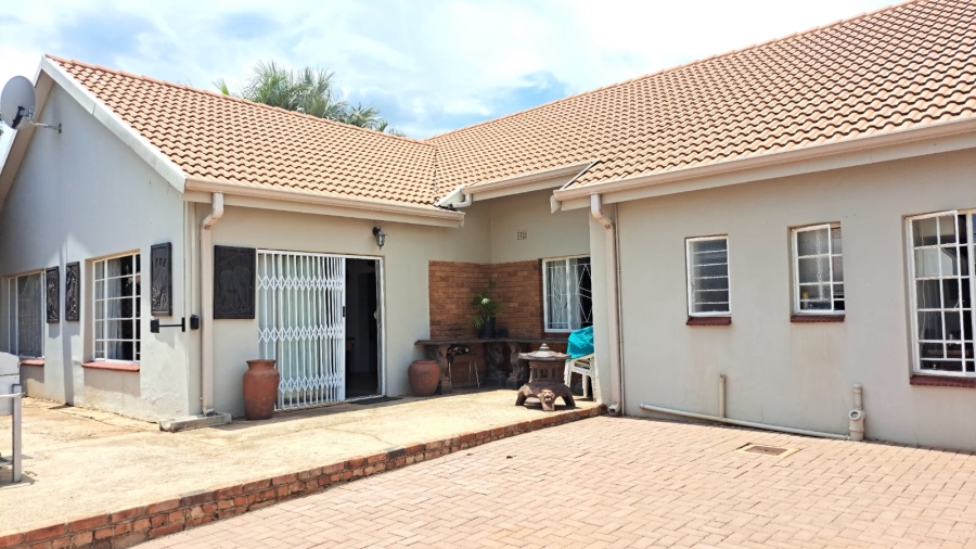 3 Bedroom Property for Sale in Annlin Gauteng