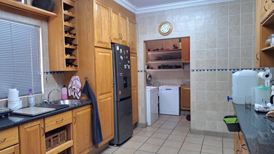 3 Bedroom Property for Sale in Annlin Gauteng