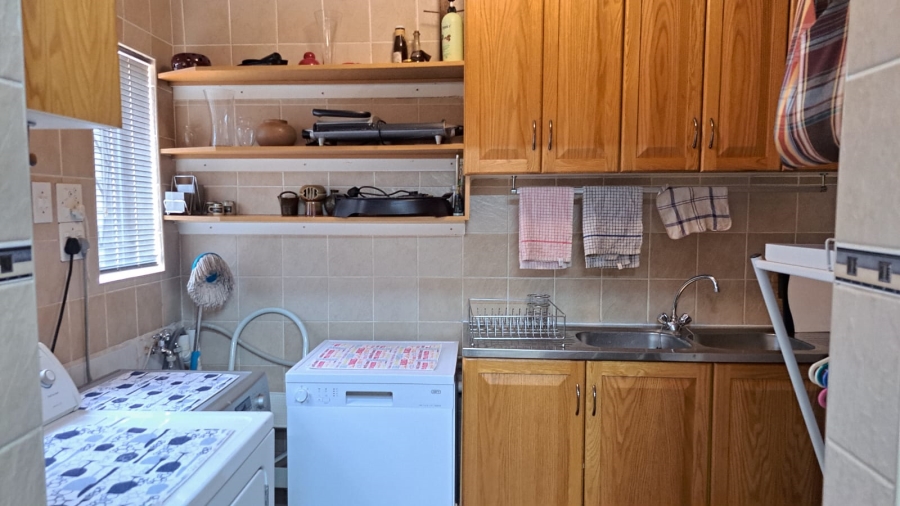 3 Bedroom Property for Sale in Annlin Gauteng
