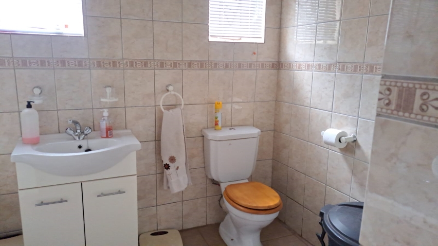 3 Bedroom Property for Sale in Annlin Gauteng
